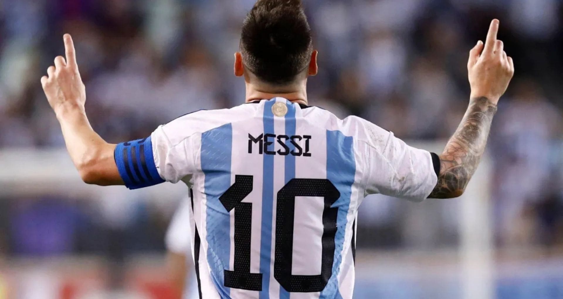Nomor Sepak Bola yang Bagus: Pilihan Ikonik dari Setiap Posisi