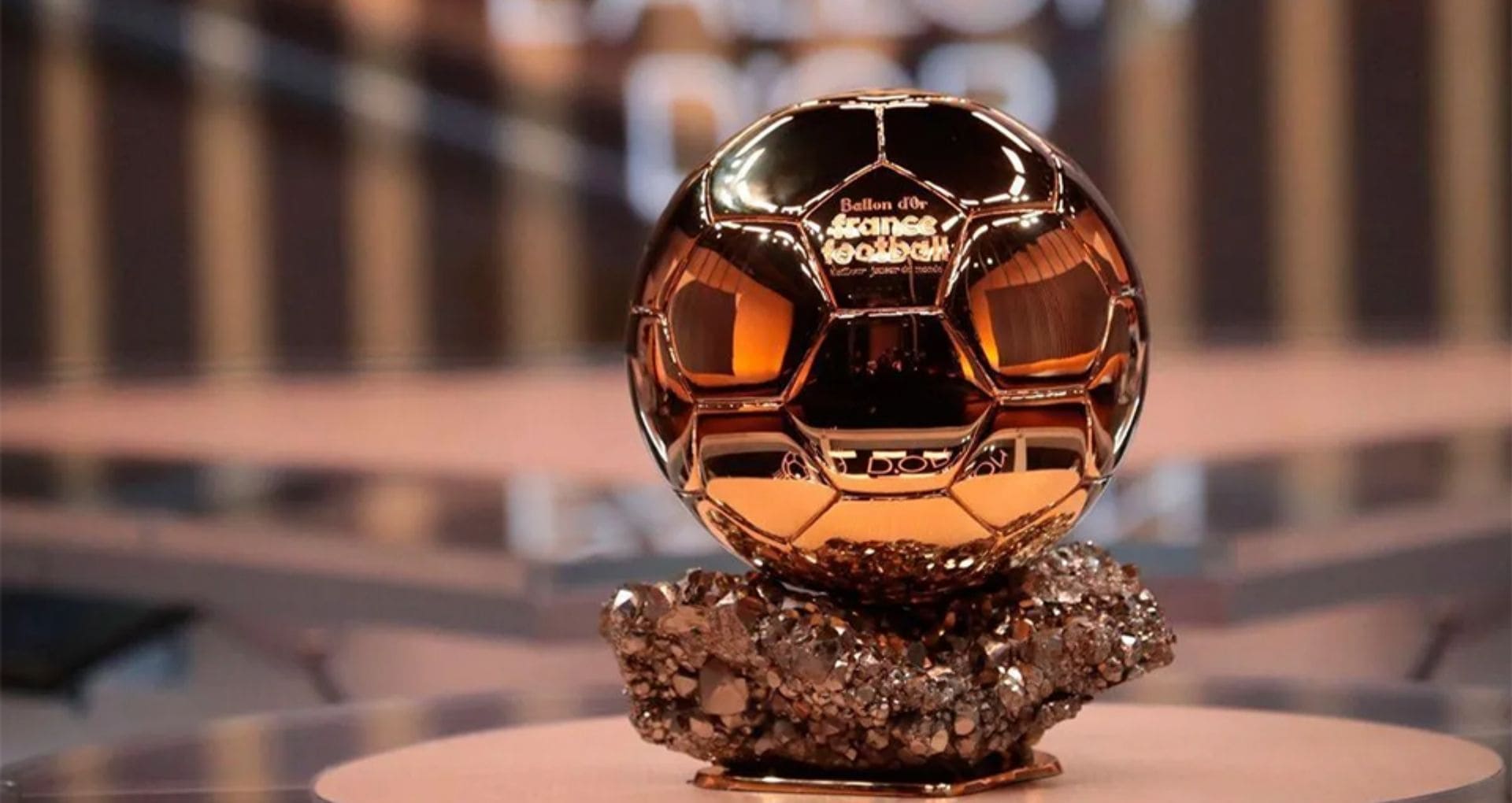 Urutan Pemenang Ballon d'Or: Dari Stanley Matthews hingga Rodri!