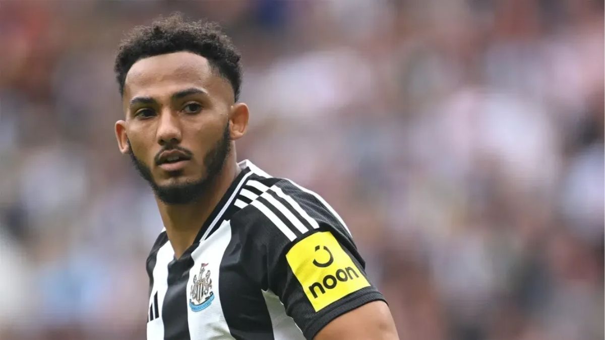 Juventus Hampir Pasti Permanenkan Lloyd Kelly dari Newcastle