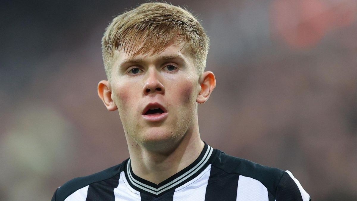 Liverpool Incar Lewis Hall untuk Gantikan Andrew Robertson!