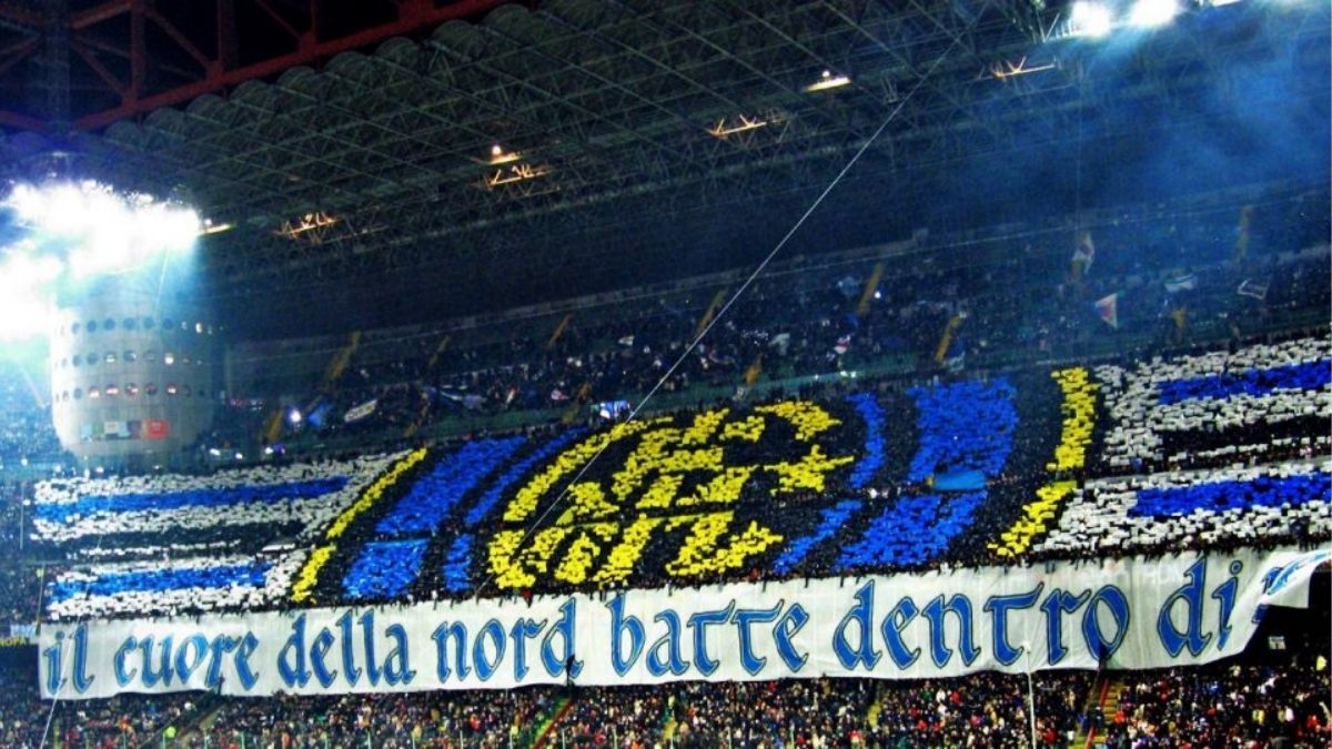 Tiket Mahal, Curva Nord Protes Saat Laga VS Feyenoord