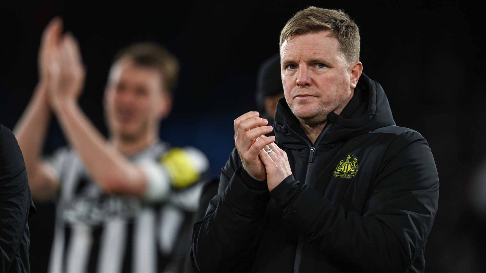 Masa Depan Isak Menggantung, Howe Fokus Rekrut Woltemade