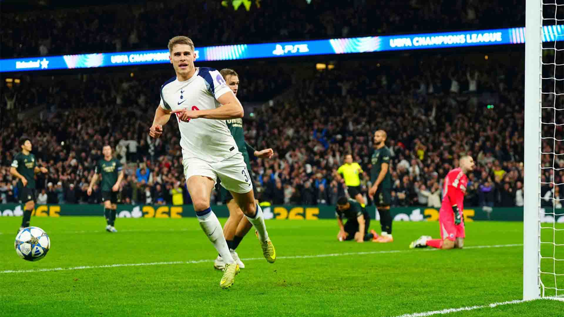 10 Pemain Tottenham Bantai Copenhagen 4-0