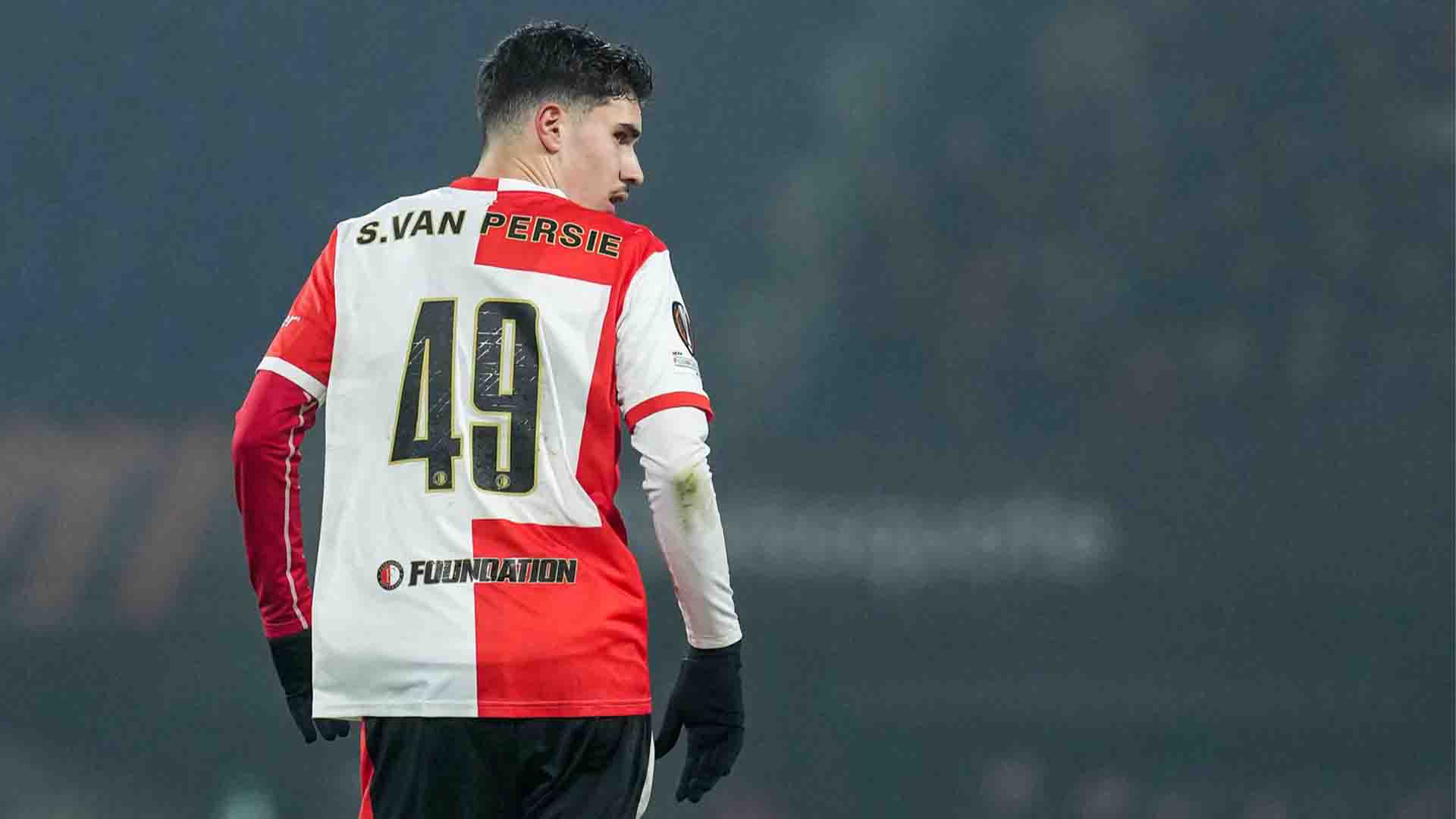 Kasih Debut ke Anak Sendiri di Feyenoord, Van Persie Tegaskan Bukan Nepotisme