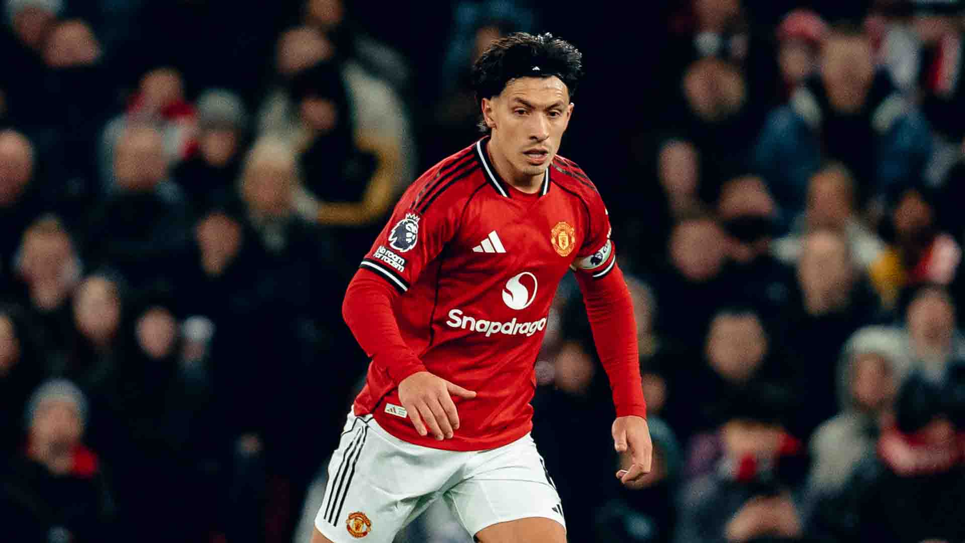 Lisandro Martinez Berang Lihat Performa Kandang MU Usai Ditahan Wolves