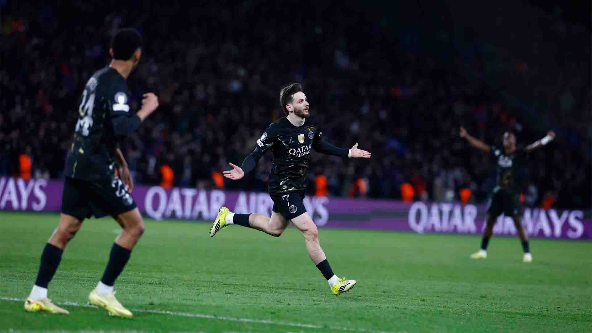PSG Lumat Chelsea 5-2, Satu Kaki di Perempat Final