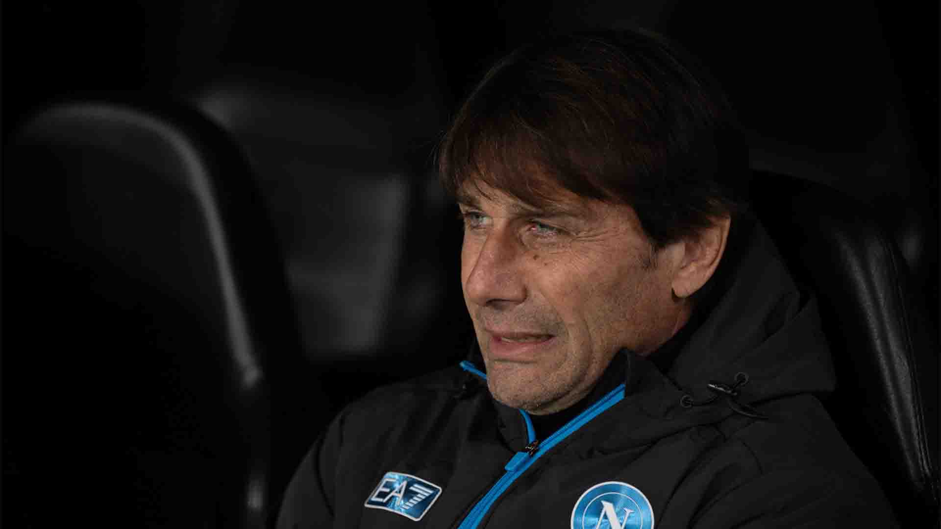 Presiden Napoli Siap Lepas Conte ke Timnas Italia