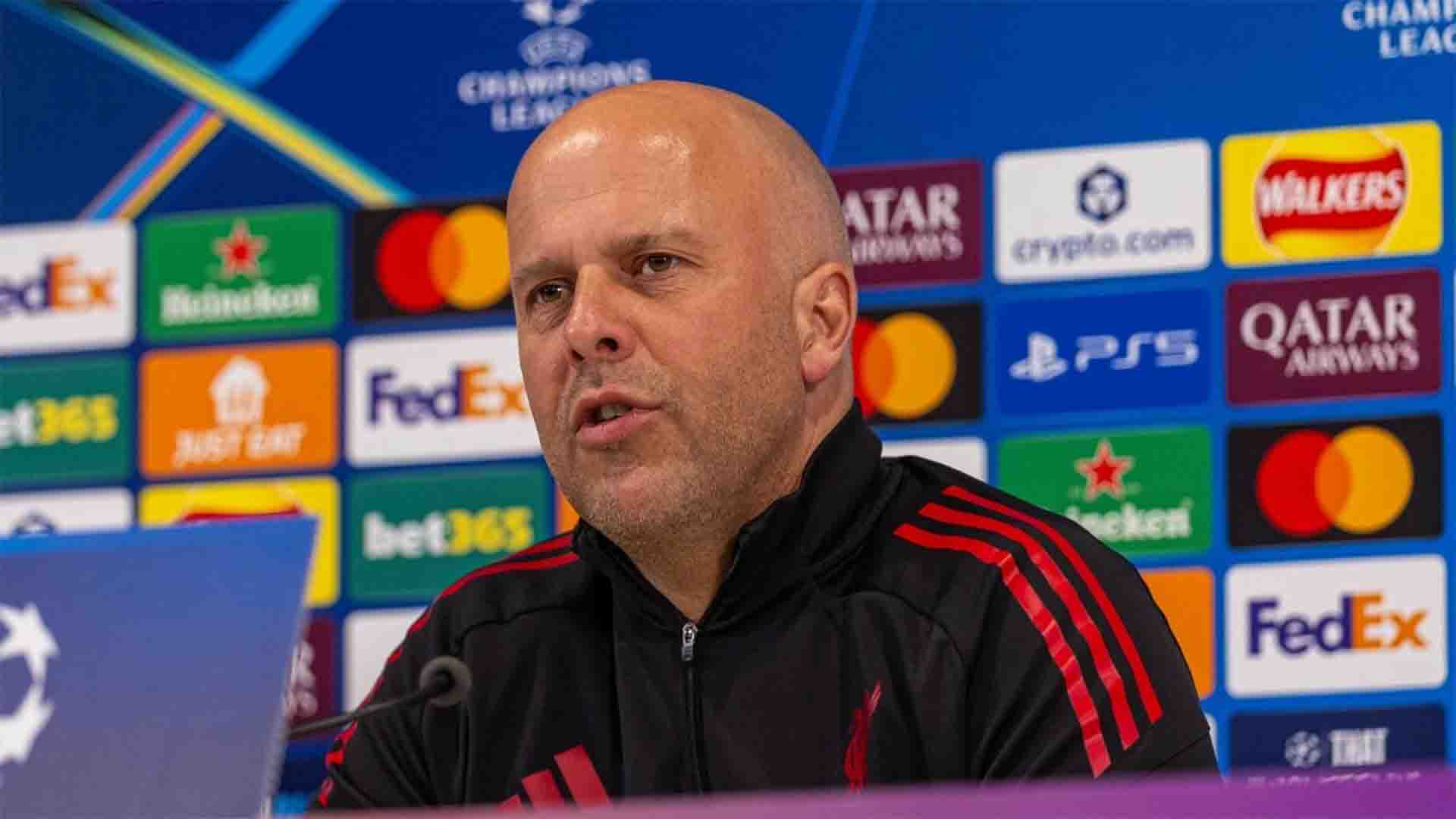 Slot Siap Andalkan Magis Anfield saat Liverpool Coba Comeback Lawan PSG