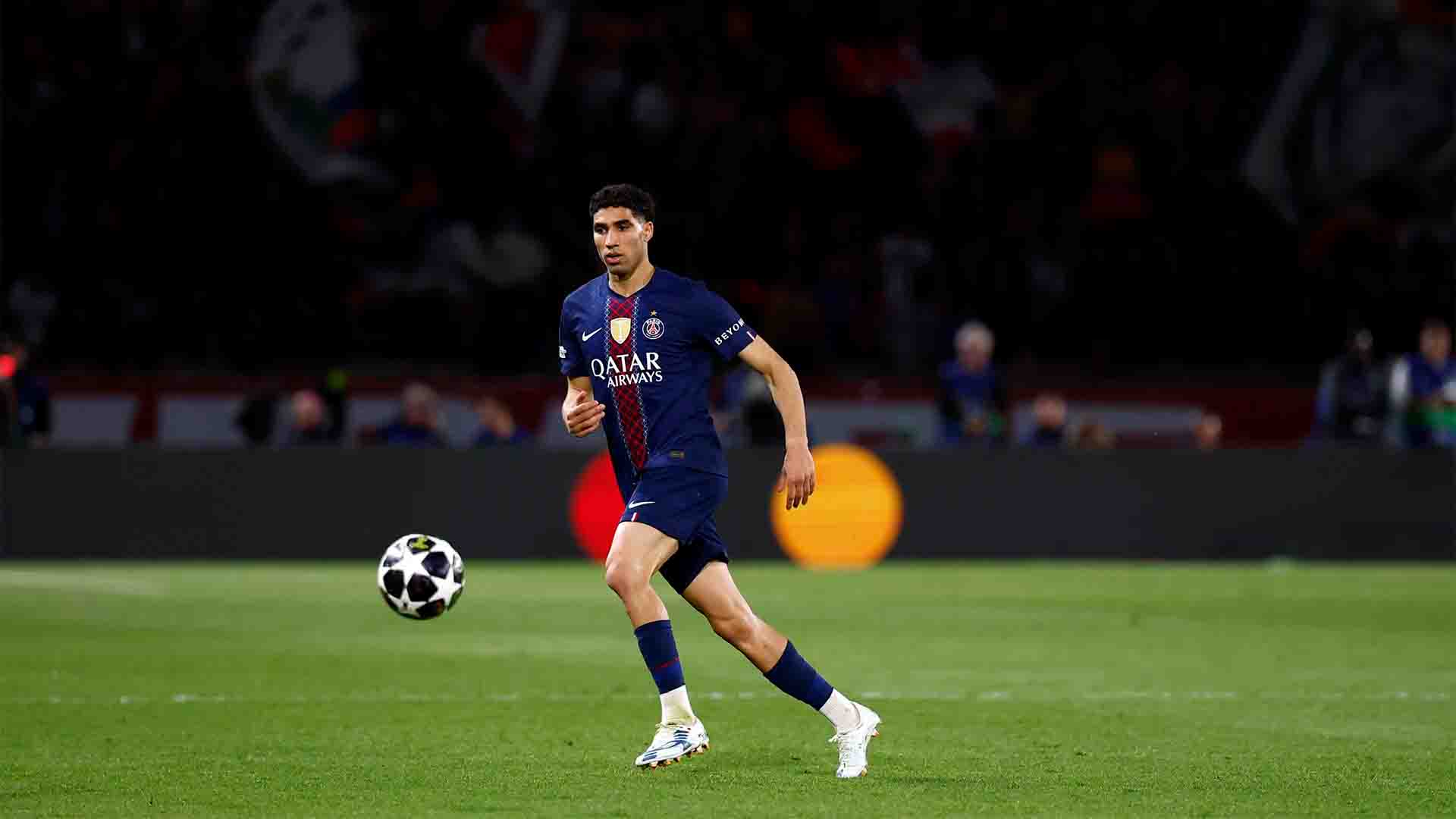 Hakimi Absen Bela PSG di Leg Kedua UCL Kontra Bayern Munich