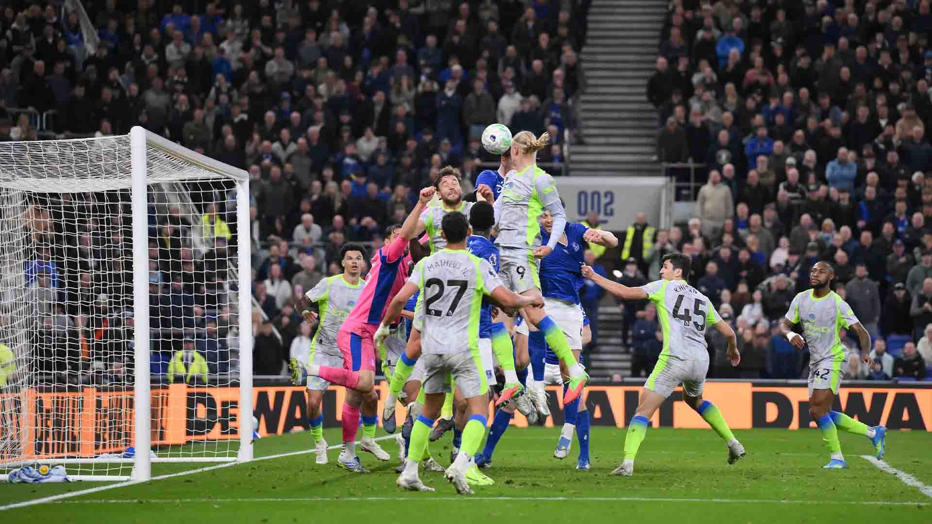 Drama Enam Gol di Kandang Everton, Doku Selamatkan City dari Kekalahan