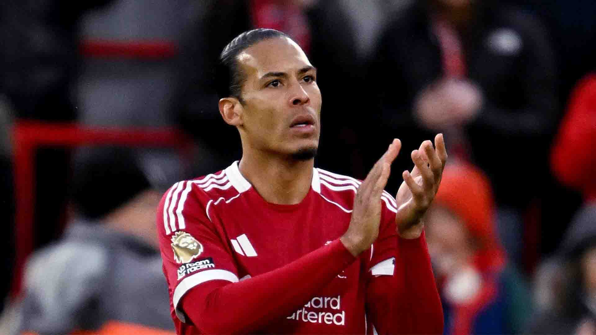 "Bukan Anak Kecil", Van Dijk Pasang Badan Bela Pola Latihan Liverpool