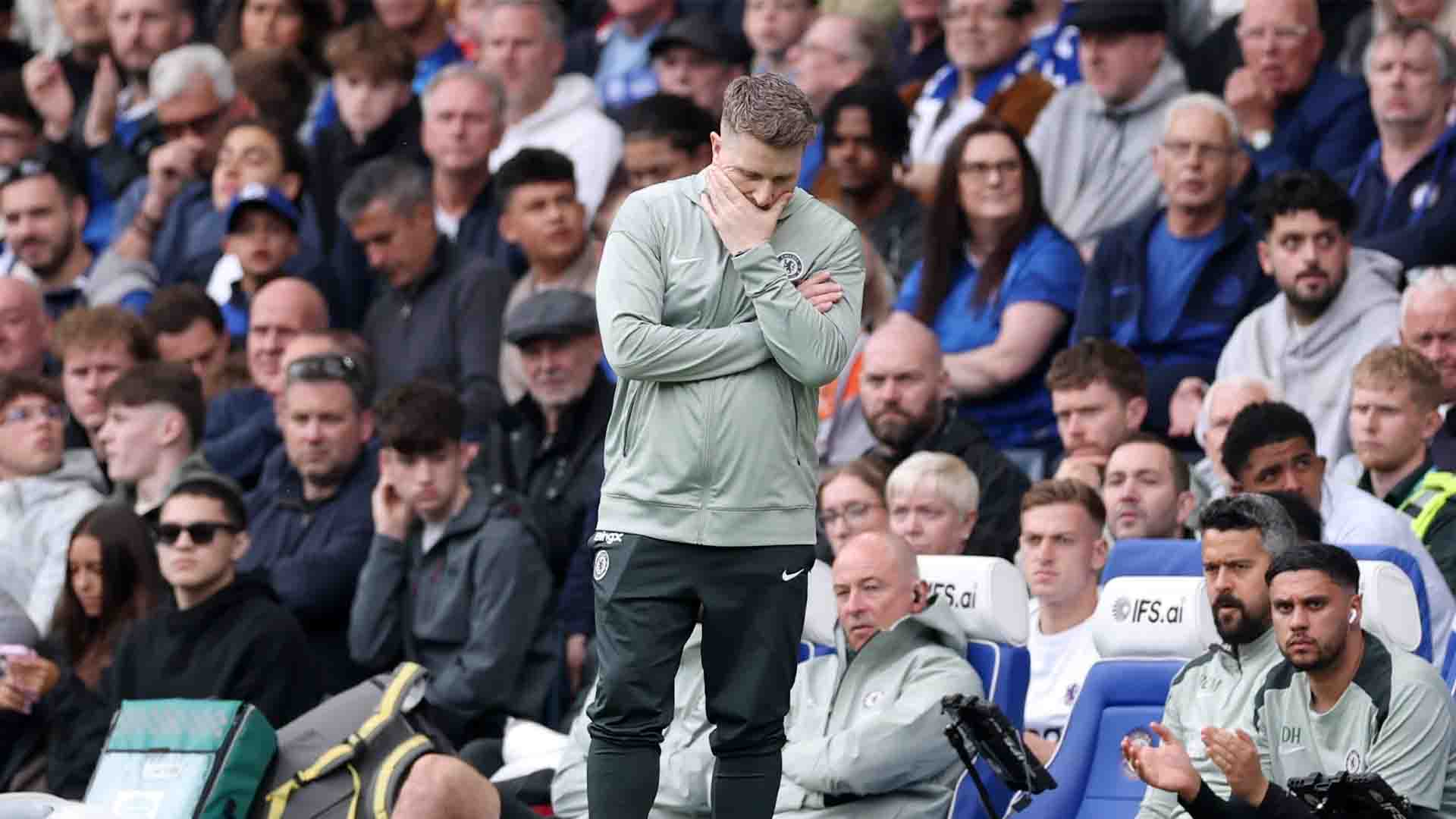 Dipermalukan Forest, McFarlane Sebut 15 Menit Awal Chelsea "Tak Bisa Diterima"