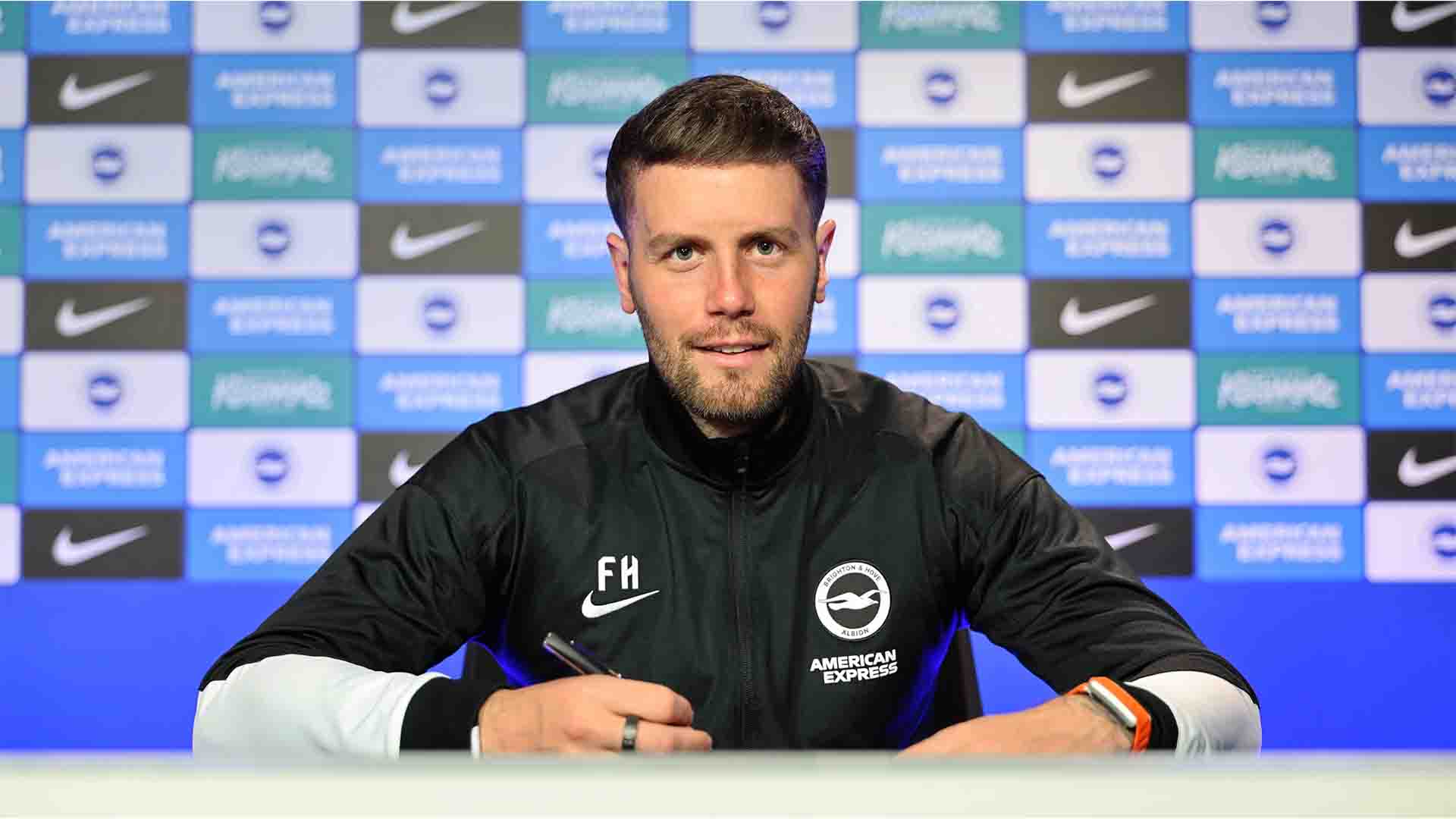 Fabian Hürzeler Perpanjang Kontrak hingga 2029 Bersama Brighton
