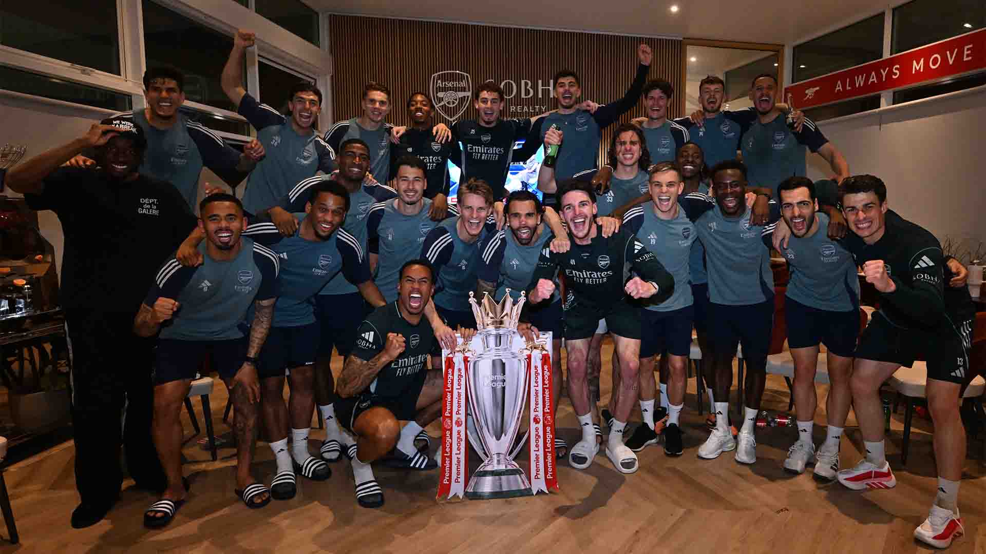 Penantian 22 Tahun Berakhir: Arsenal Resmi Juara Premier League