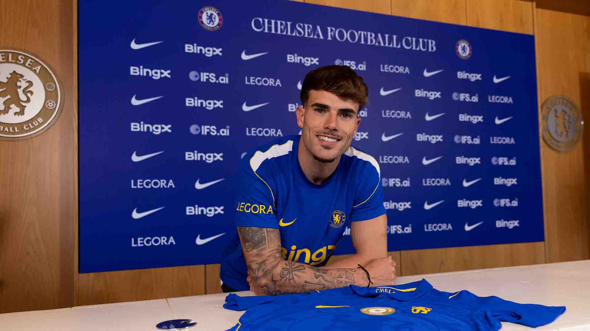 Chelsea Resmi Datangkan Chavarría dari Rayo Vallecano dengan Kontrak Lima Tahun