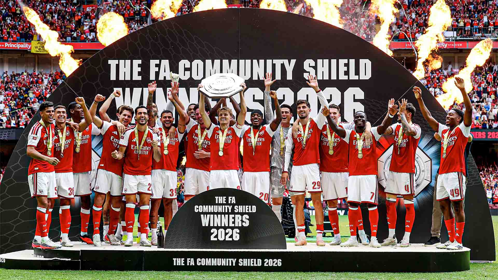 Arsenal Hancurkan Manchester City 3-0 untuk Angkat Trofi Community Shield 2026