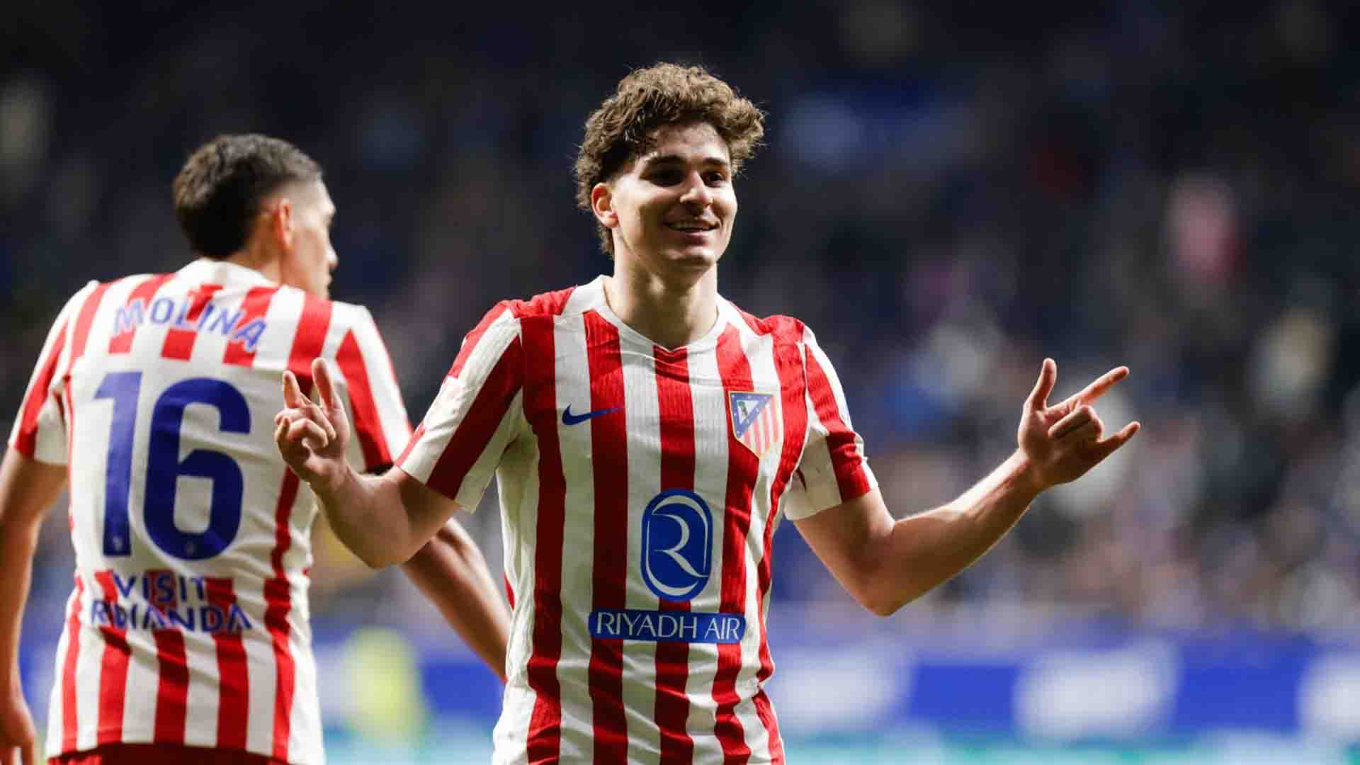 Atlético Madrid Tegaskan Ogah Lepas Julián Álvarez ke Barcelona