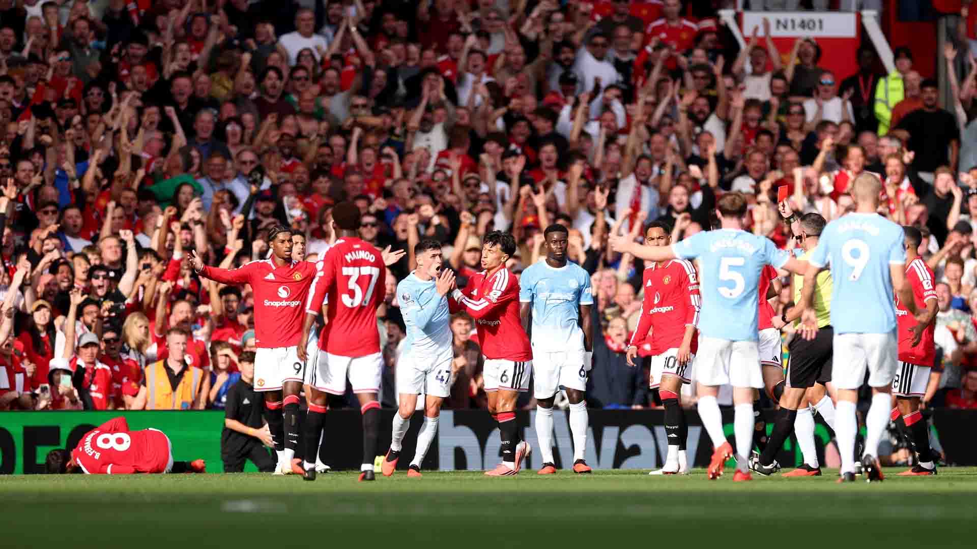 Buntut Derbi Manchester: Wasit VAR Resmi Diistirahatkan