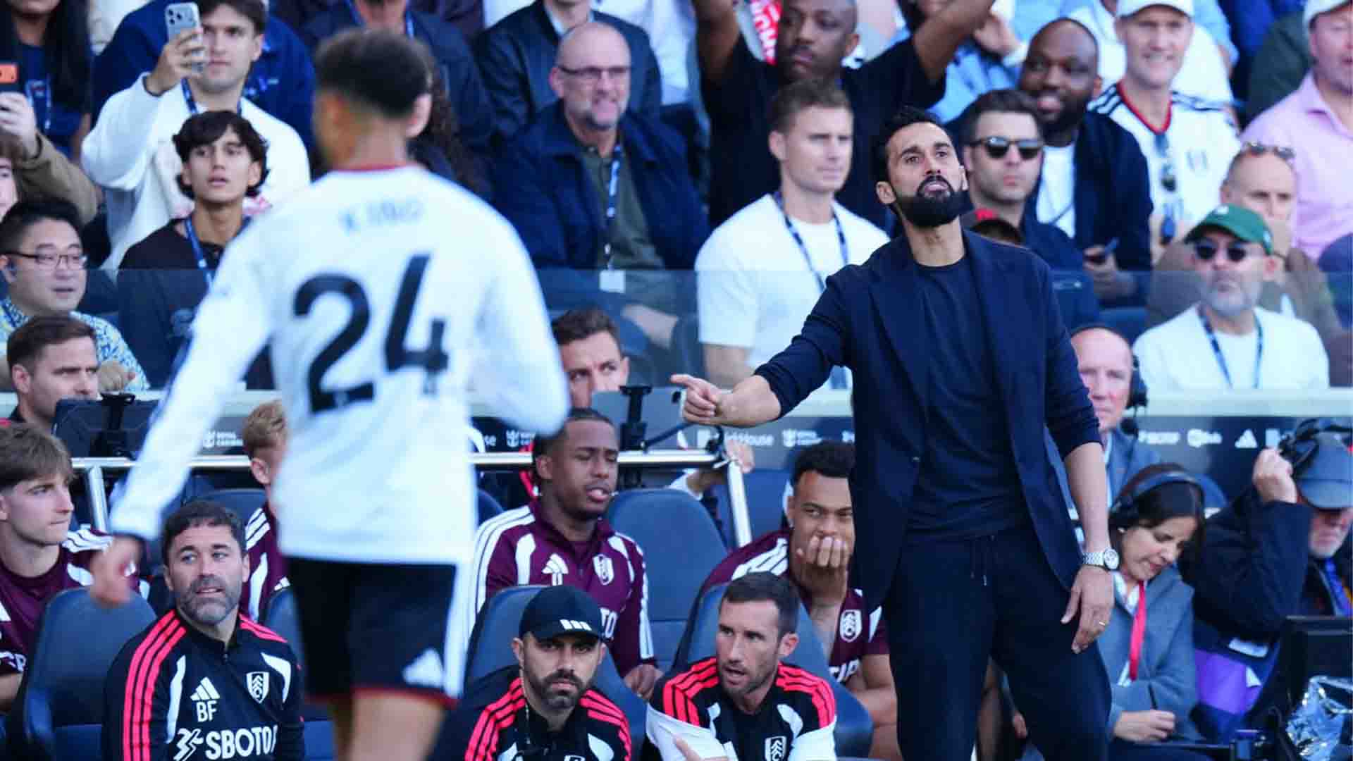 Arbeloa Tuding Wasit Berat Sebelah Usai Fulham Gagal Raih Kemenangan atas MU