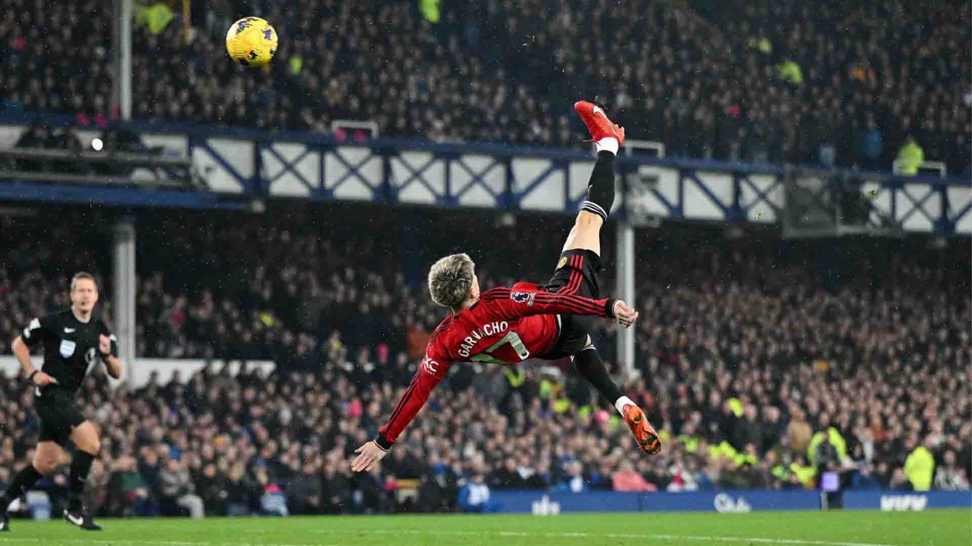 Pemain yang Pernah Memenangkan Puskas Award