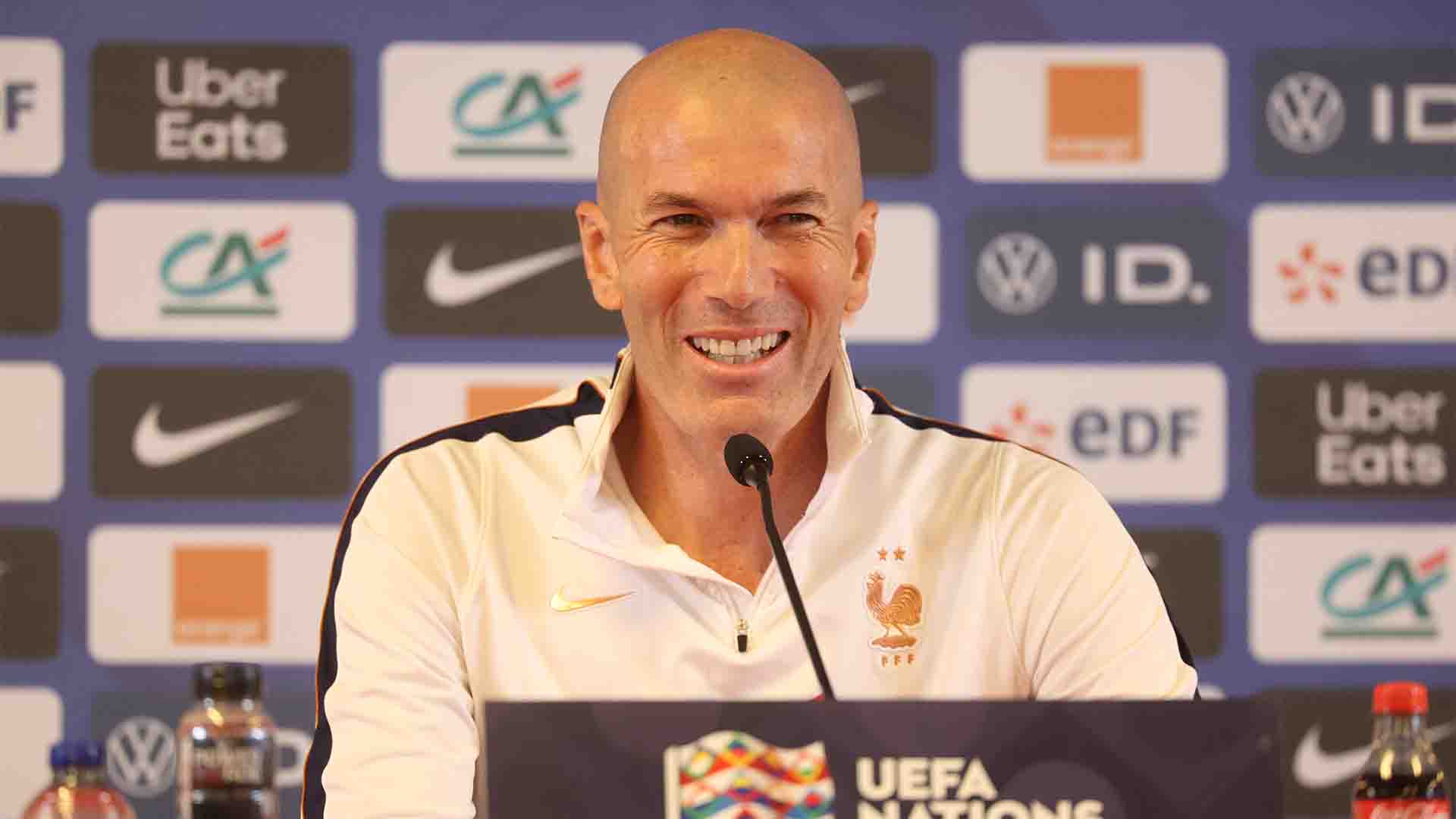 Zidane Tak Sesali Tandukan ke Materazzi Jelang Pertemuan Prancis vs Italia