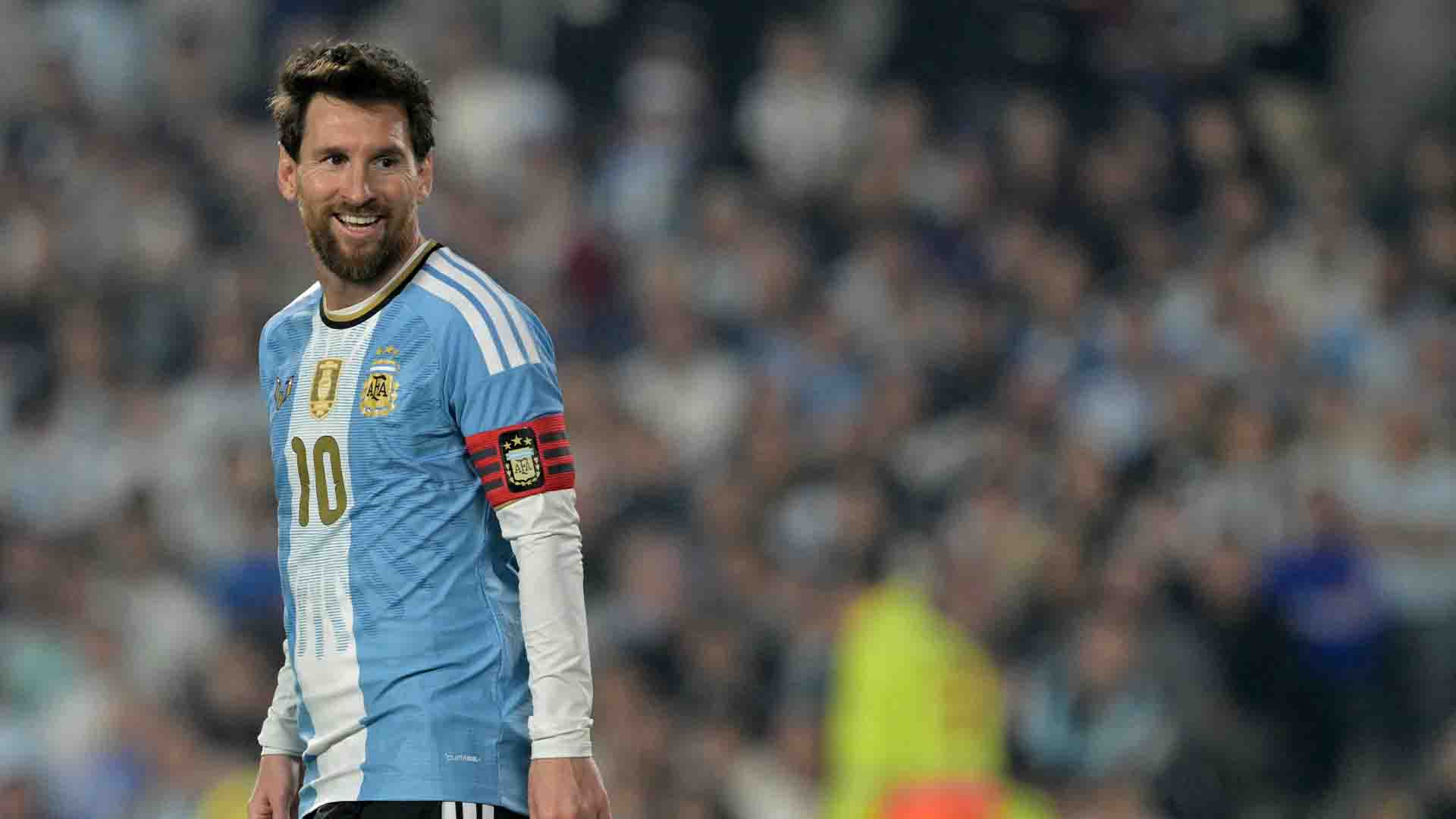 'Seluruh Dunia Berterima Kasih Kepadamu': Neymar Beri Penghormatan untuk Messi