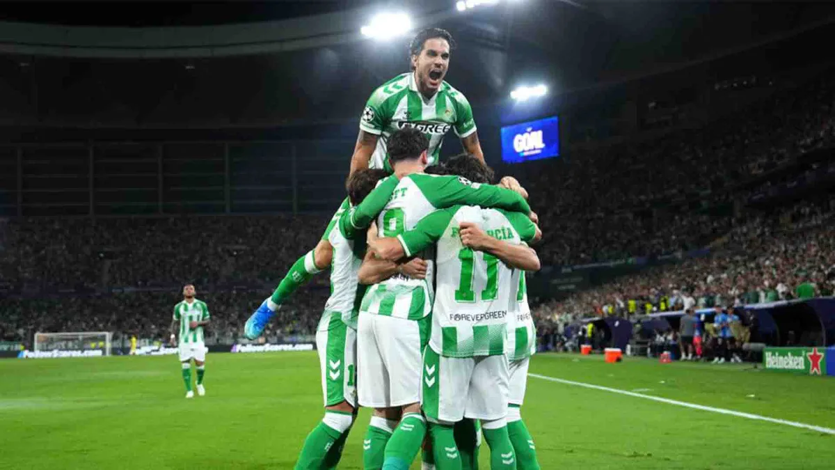 Real Betis Comeback Dramatis, Taklukkan FC Porto 3-2 Berkat Penalti Isco