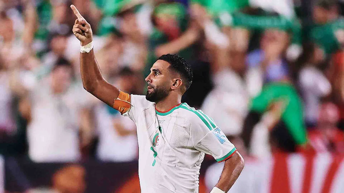 Riyad Mahrez Resmi Bergabung ke Al Shamal Secara Gratis Usai Tinggalkan Al Ahli