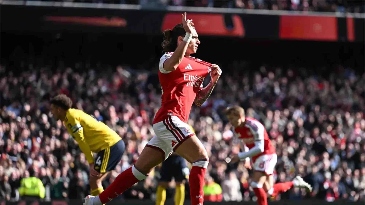 Calafiori Kenang Arsenal Juara Premier League, Ungkap Pemain Ogah Ikut Parade