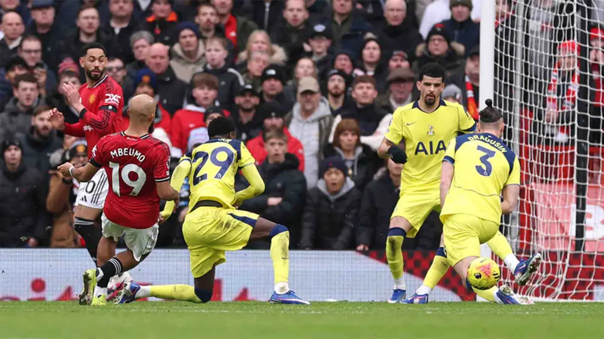 Manfaat Bermain Sepak Bola Untuk Kesehatan Fisik dan Mental