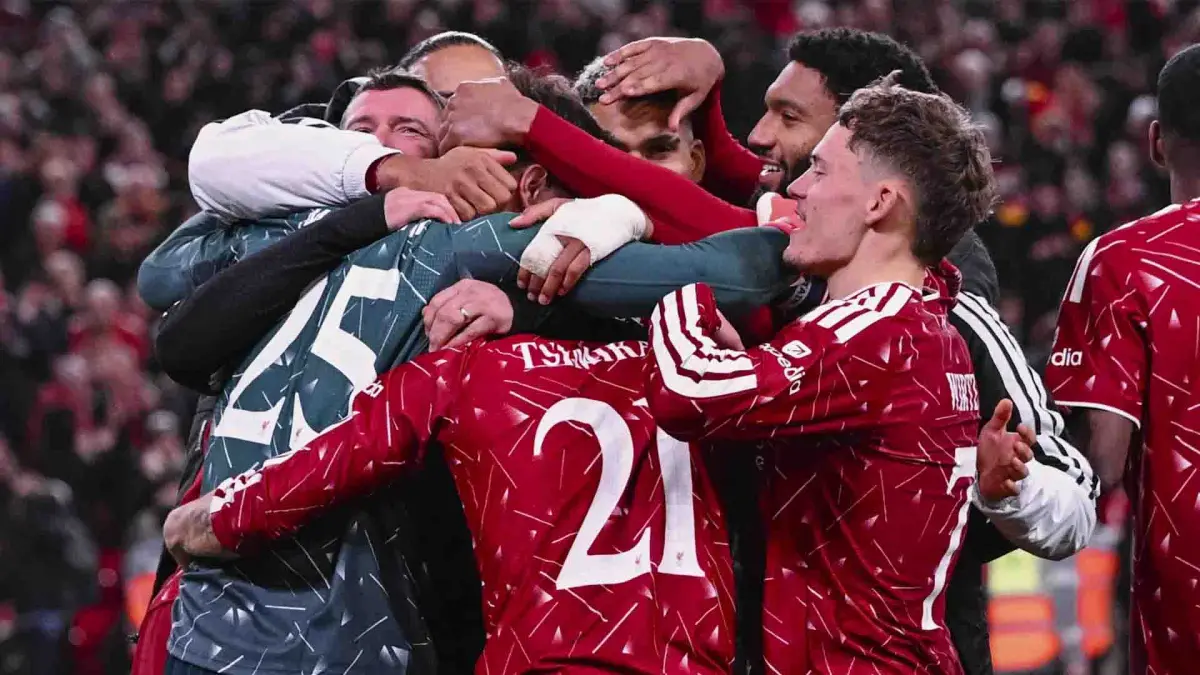 Carabao Cup: Liverpool Singkirkan Chelsea Lewat Adu Penalti
